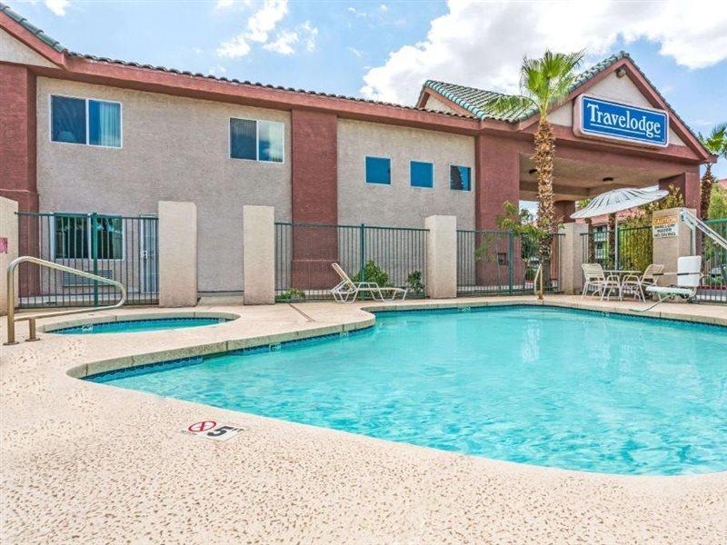 Days Inn By Wyndham Phoenix West Exterior foto